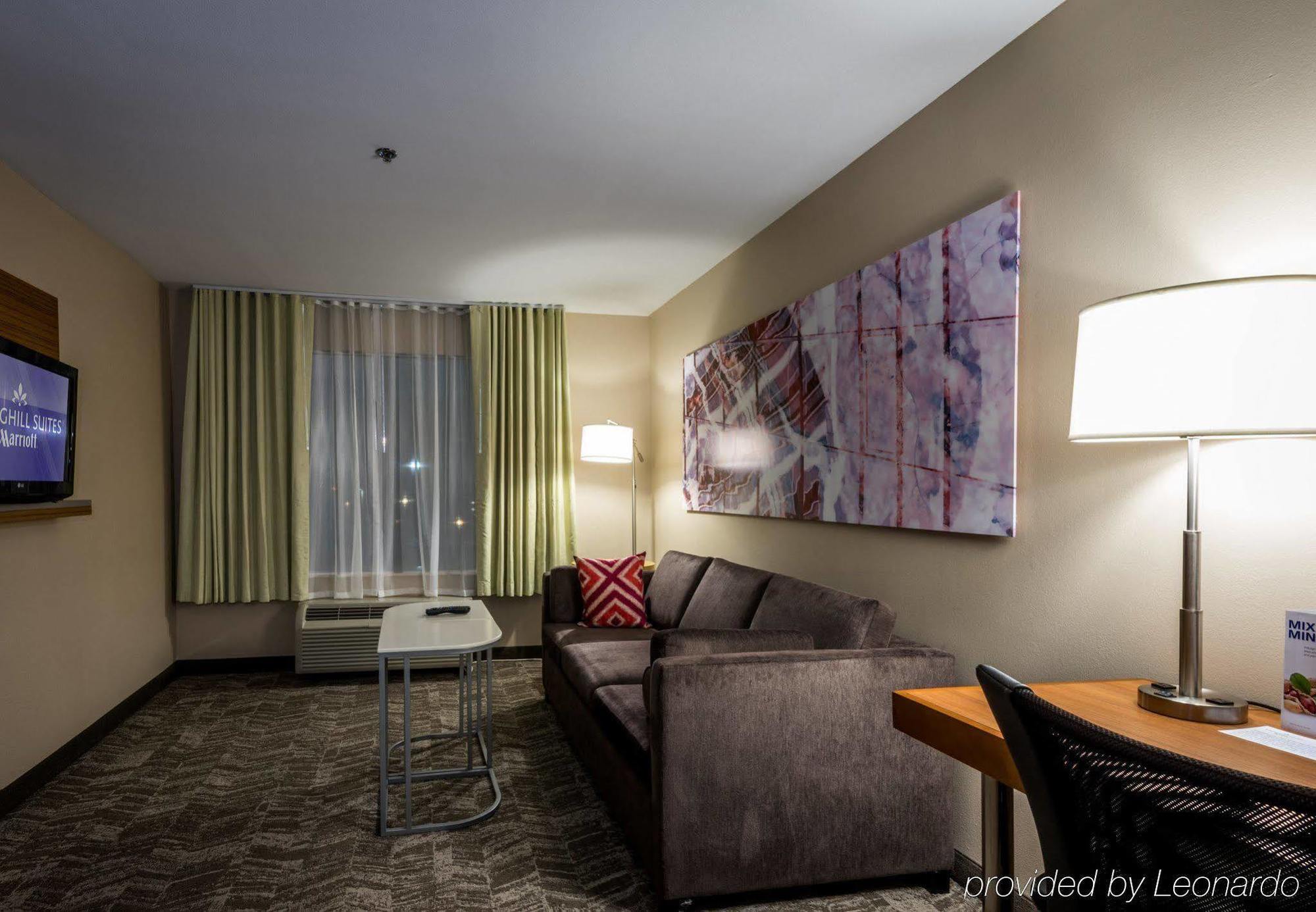 Springhill Suites By Marriott Denton Ngoại thất bức ảnh
