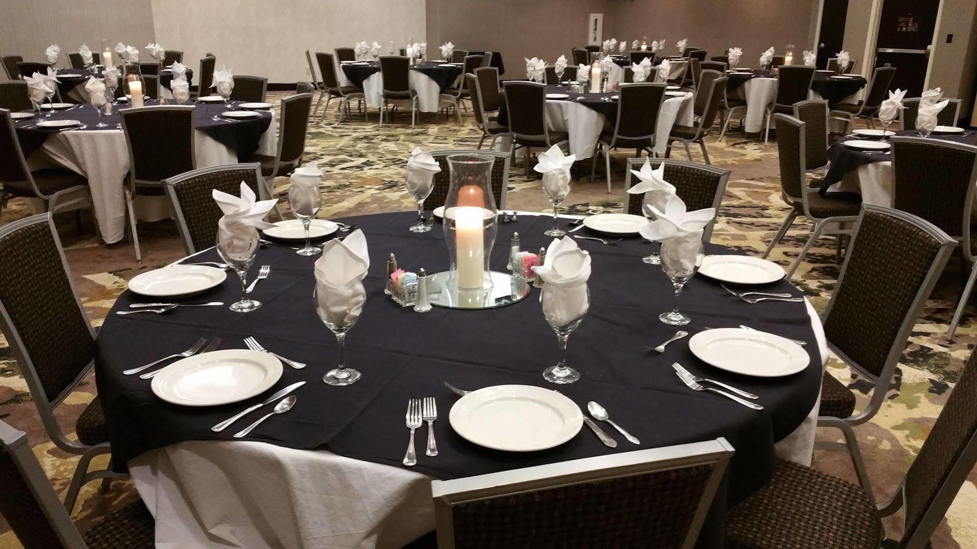 Springhill Suites By Marriott Denton Ngoại thất bức ảnh